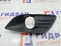 Накладка фары птф правая Ford Focus 8M5119952