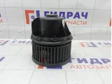 Моторчик отопителя (печки) Ford Focus 1362640