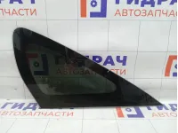 Стекло кузовное глухое (форточка) правое Ford Focus 1362992