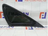 Стекло кузовное глухое (форточка) левое Ford Focus 1362993