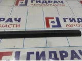 Уплотнитель стекла заднего левого Ford Focus 2 1523458