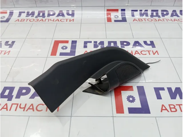 Крышка зеркала внутренняя правая Ford Focus 2 1382434