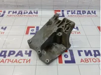 Кронштейн кондиционера Ford Focus 2 1715451