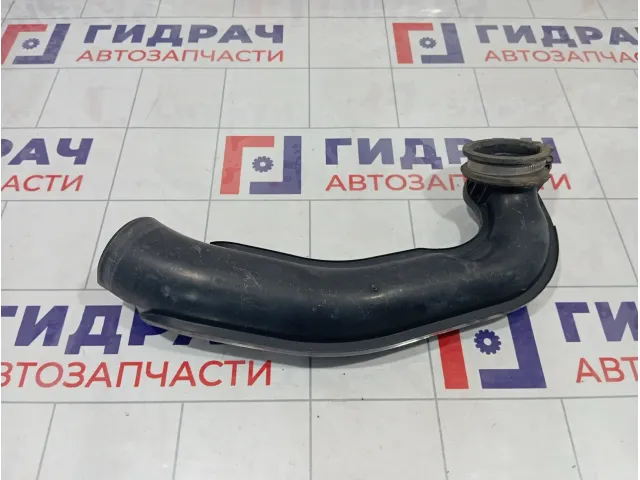 Патрубок воздушного фильтра Ford Focus 1619637