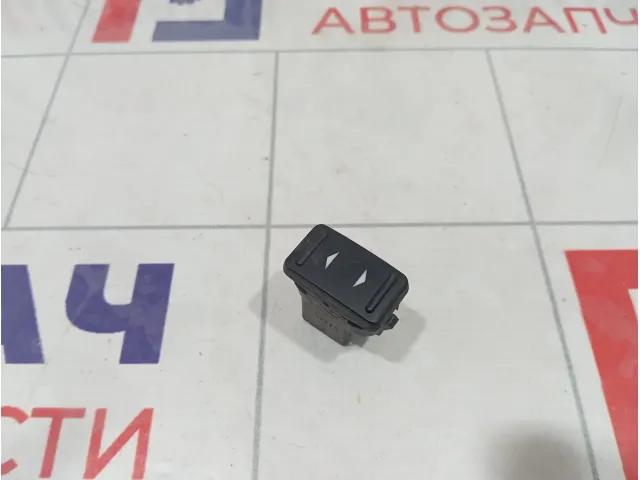 Кнопка стеклоподъемника Ford Focus