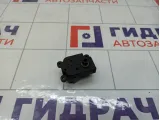 Моторчик заслонки отопителя (печки) Ford Focus 3M5H19E616AB