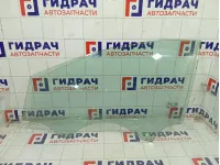 Стекло двери передней левой Ford Focus 1742302