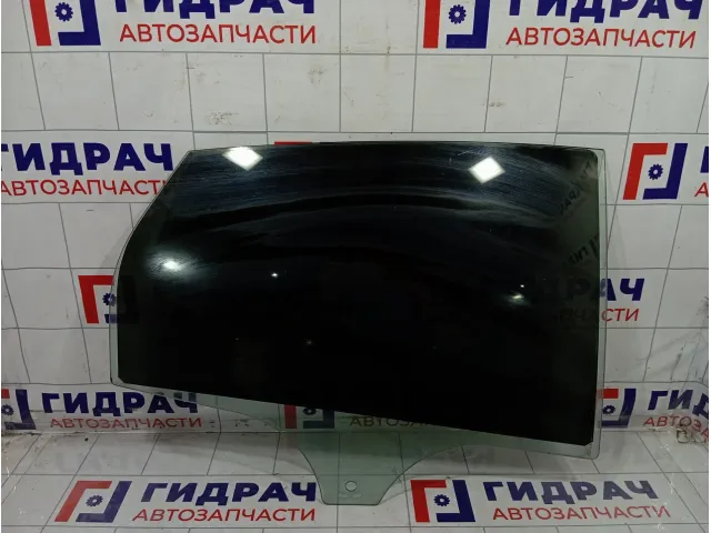 Стекло двери задней правой Ford Focus 1706320