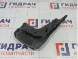 Брызговик задний левый Ford Focus 1824107