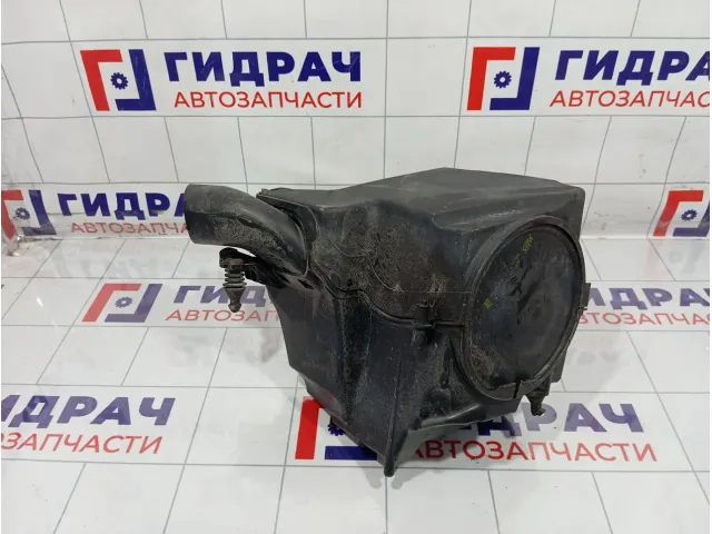 Корпус воздушного фильтра Ford Focus