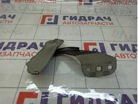 Петля капота левая Ford Focus 1750018