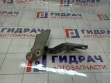 Петля капота правая Ford Focus 1750016