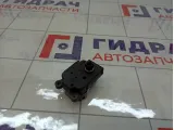 Моторчик заслонки отопителя (печки) Ford Focus 3M5H19E616AB