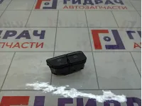 Кнопка обогрева стекла Ford Focus 1817665