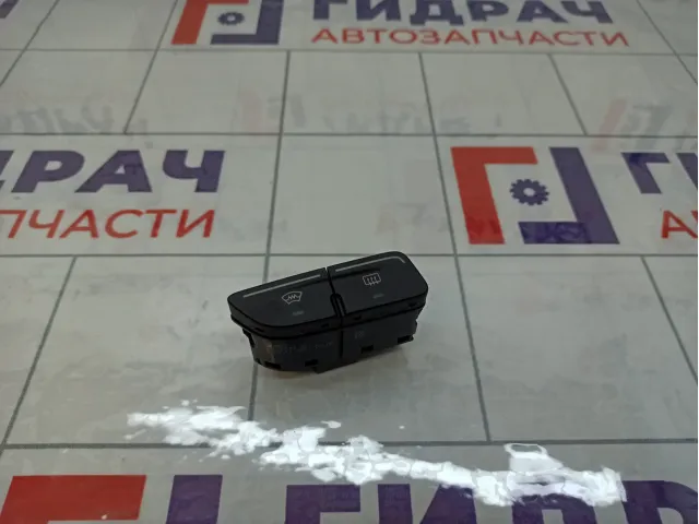 Кнопка обогрева стекла Ford Focus 1817665