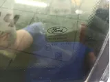 Стекло кузовное глухое (форточка) правое Ford Focus 1786433