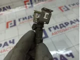 Форсунка инжекторная Ford Focus 1538984