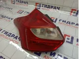 Фонарь задний левый Ford Focus 1825321