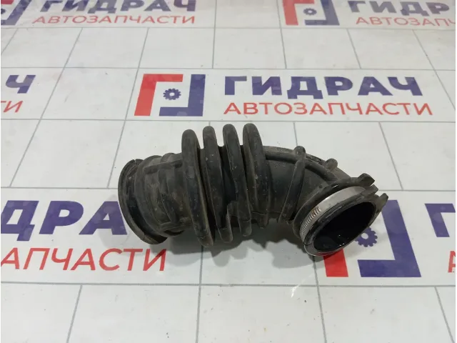 Патрубок воздушного фильтра Ford Focus 1619555
