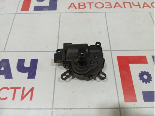 Моторчик заслонки отопителя (печки) Ford Focus 1S7H19B634CA