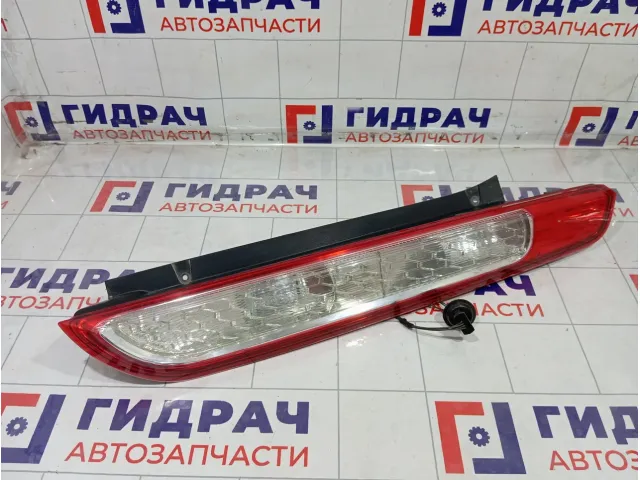 Фонарь задний правый Ford Focus 1520757