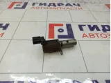 Клапан электромагнитный изменения фаз грм Ford Focus 2003597