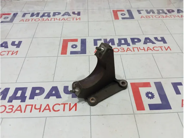 Кронштейн промежуточного вала Ford Focus 3 1742515