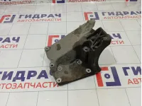 Кронштейн кондиционера Ford Focus 3 1715451