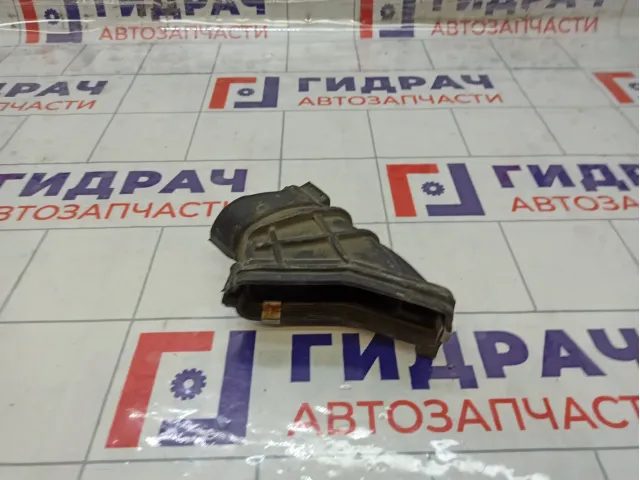 Патрубок воздушного фильтра Ford Focus 3 1773741