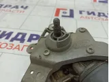 Моторчик стеклоочистителя правый Ford Focus 3 2135685
