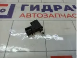 Выключатель концевой бардачка Ford Focus 3 1S4113B748AD