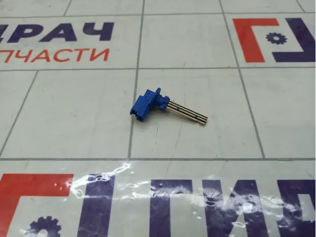 Датчик температуры воздуха Ford Focus 3 1696001