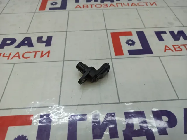 Датчик положения распредвала Ford Focus 3 1826557