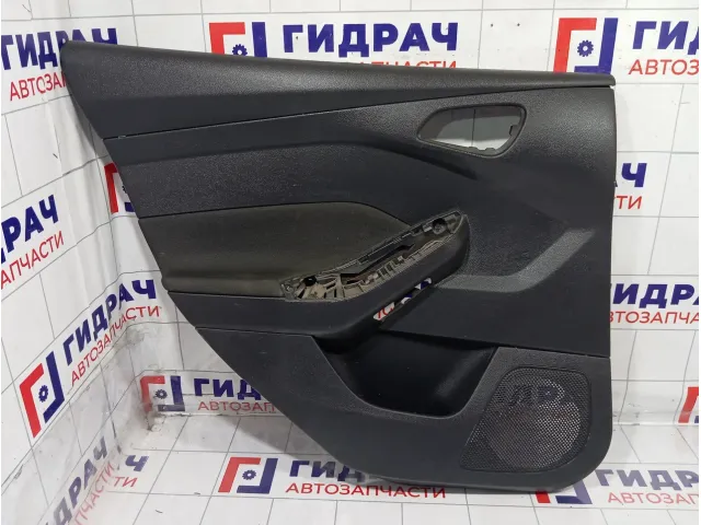 Обшивка двери задней левой Ford Focus 1797109
