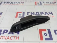 Кнопка стеклоподъемника заднего левого Ford Focus 1746832
