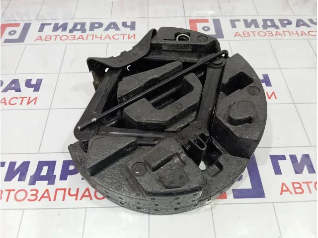 Домкрат Ford Focus