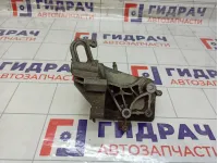 Кронштейн двигателя передний Ford Focus