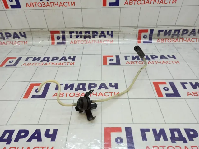 Клапан вентиляции топливного бака Ford Focus 1751485