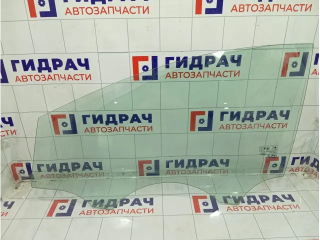 Стекло двери Ford Focus 3 1742302
