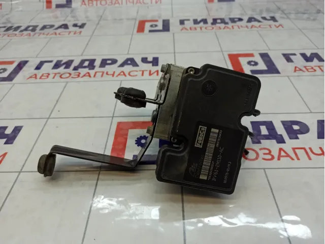 Блок ABS Ford Focus 3 1862902