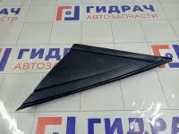 Накладка крыла переднего левого Ford Focus BM51A16003
