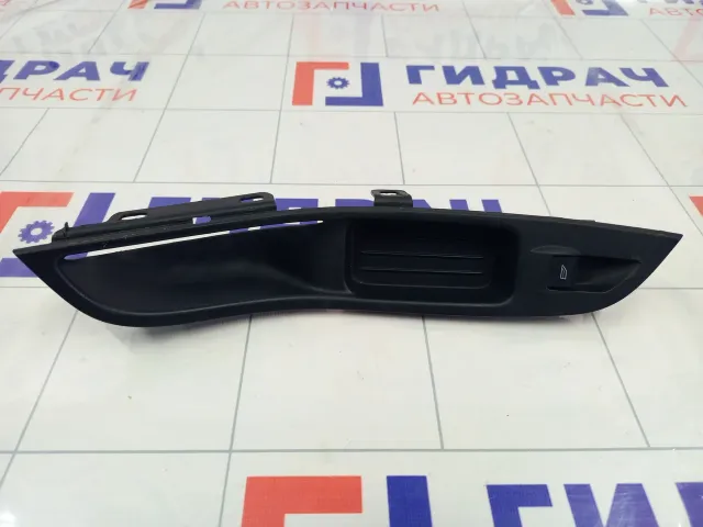 Кнопка стеклоподъемника Ford Focus BM51A240A40