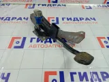 Педаль тормоза Ford Focus BV612467GB
