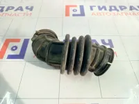 Патрубок воздушного фильтра Ford Focus AV619C623GA