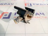 Корпус термостата Ford Focus 7M5G8K556A