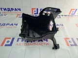 Корпус воздушного фильтра нижний Ford Focus AV619600CF
