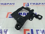 Кронштейн крепления аккумулятора (АКБ) Ford Focus AV61R6K034AB