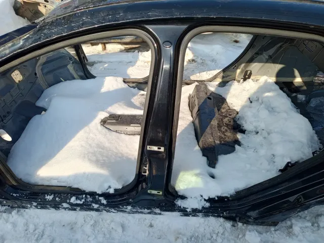 Порог со стойкой левый Ford Focus