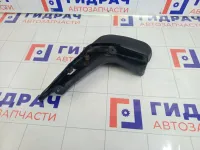 Брызговик задний правый Ford Focus BM5JA28370