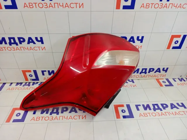 Фонарь задний правый Ford Focus BM5113404